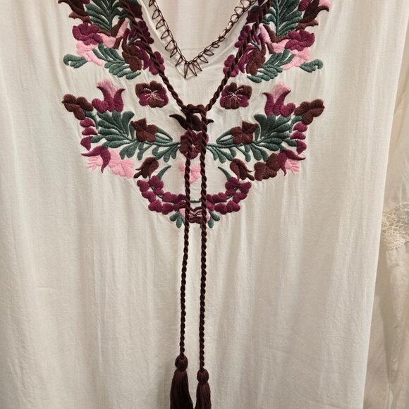 Tasha Polizzi Embroidered Blouse - Picture 2 of 9